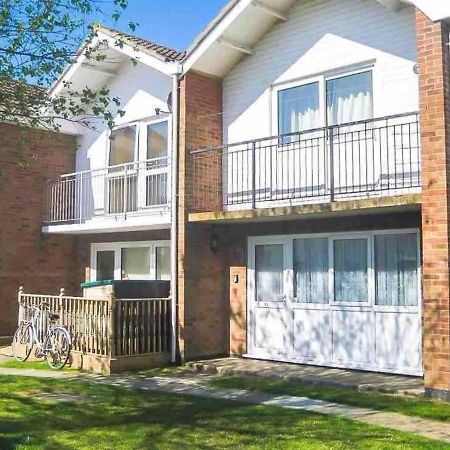 Villa Sea View 3-Bed Heated Pool Eat Bar Kids Park Lowestoft Exteriör bild