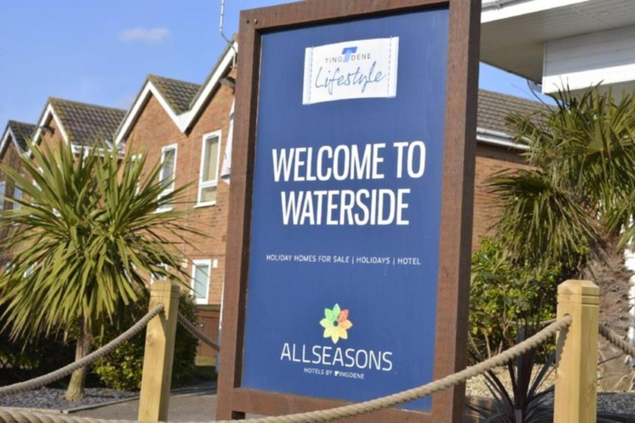 Villa Sea View 3-Bed Heated Pool Eat Bar Kids Park Lowestoft Exteriör bild