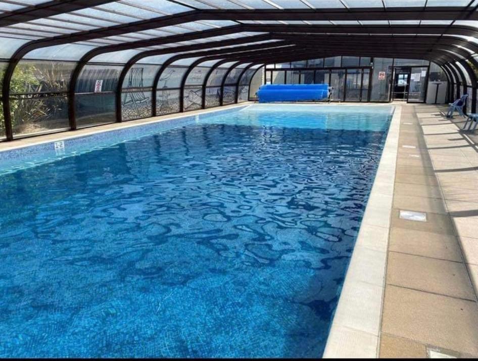 Villa Sea View 3-Bed Heated Pool Eat Bar Kids Park Lowestoft Exteriör bild