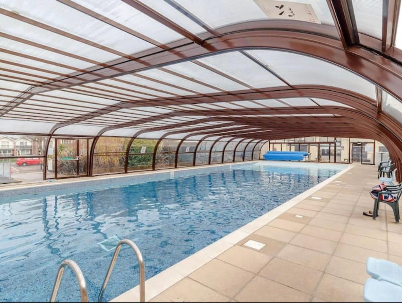 Villa Sea View 3-Bed Heated Pool Eat Bar Kids Park Lowestoft Exteriör bild